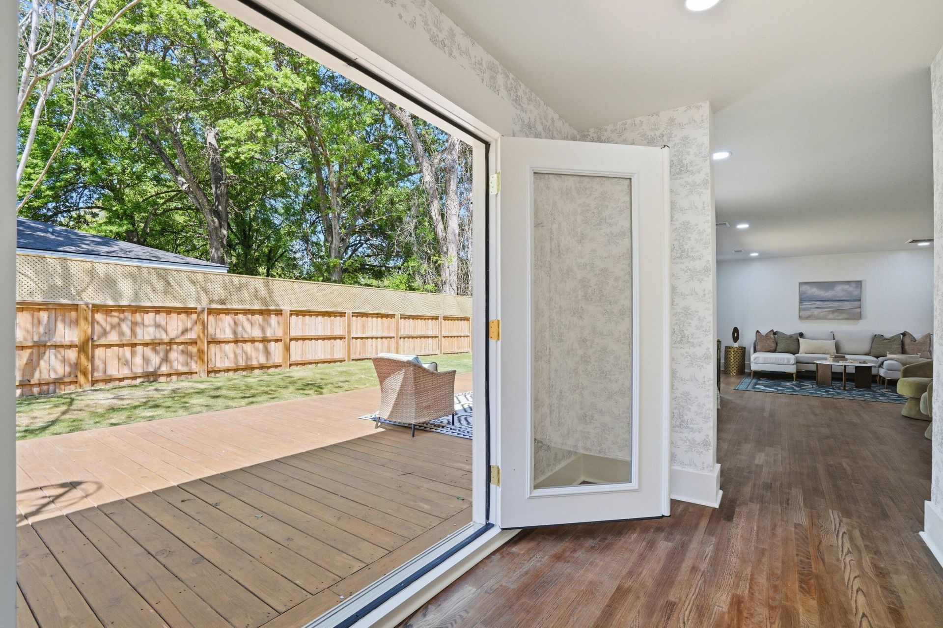 1238 Harrow Street Photo 30