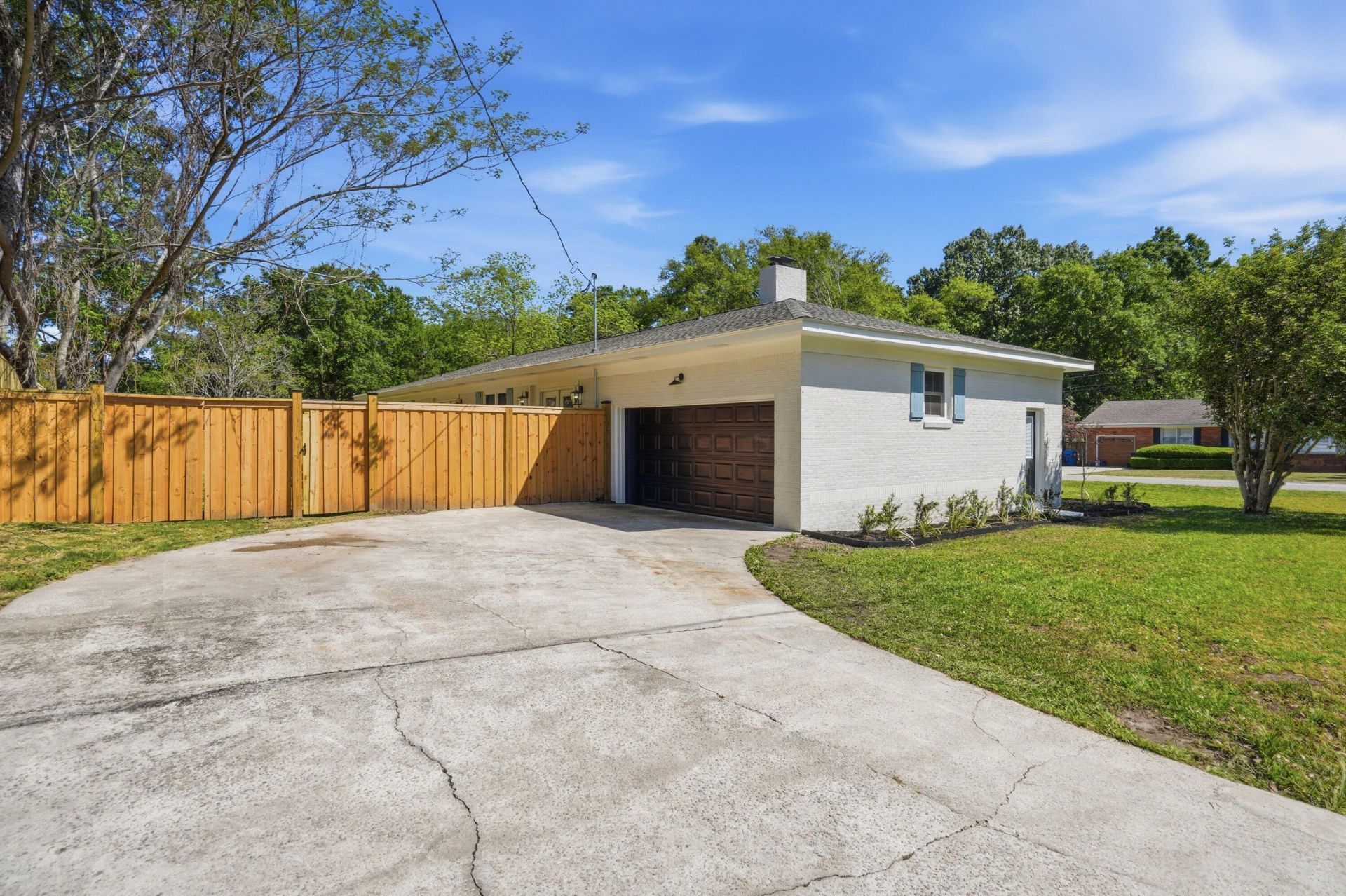 1238 Harrow Street Photo 37