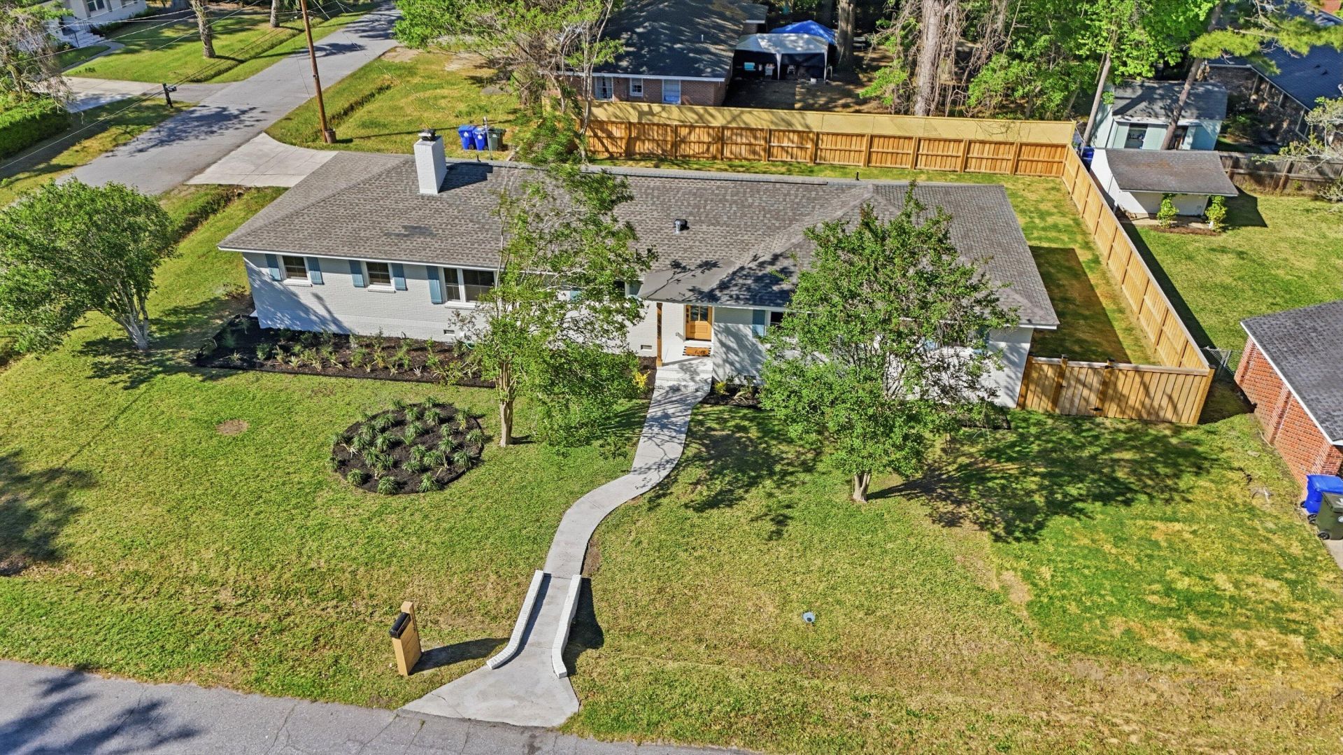 1238 Harrow Street Photo 38