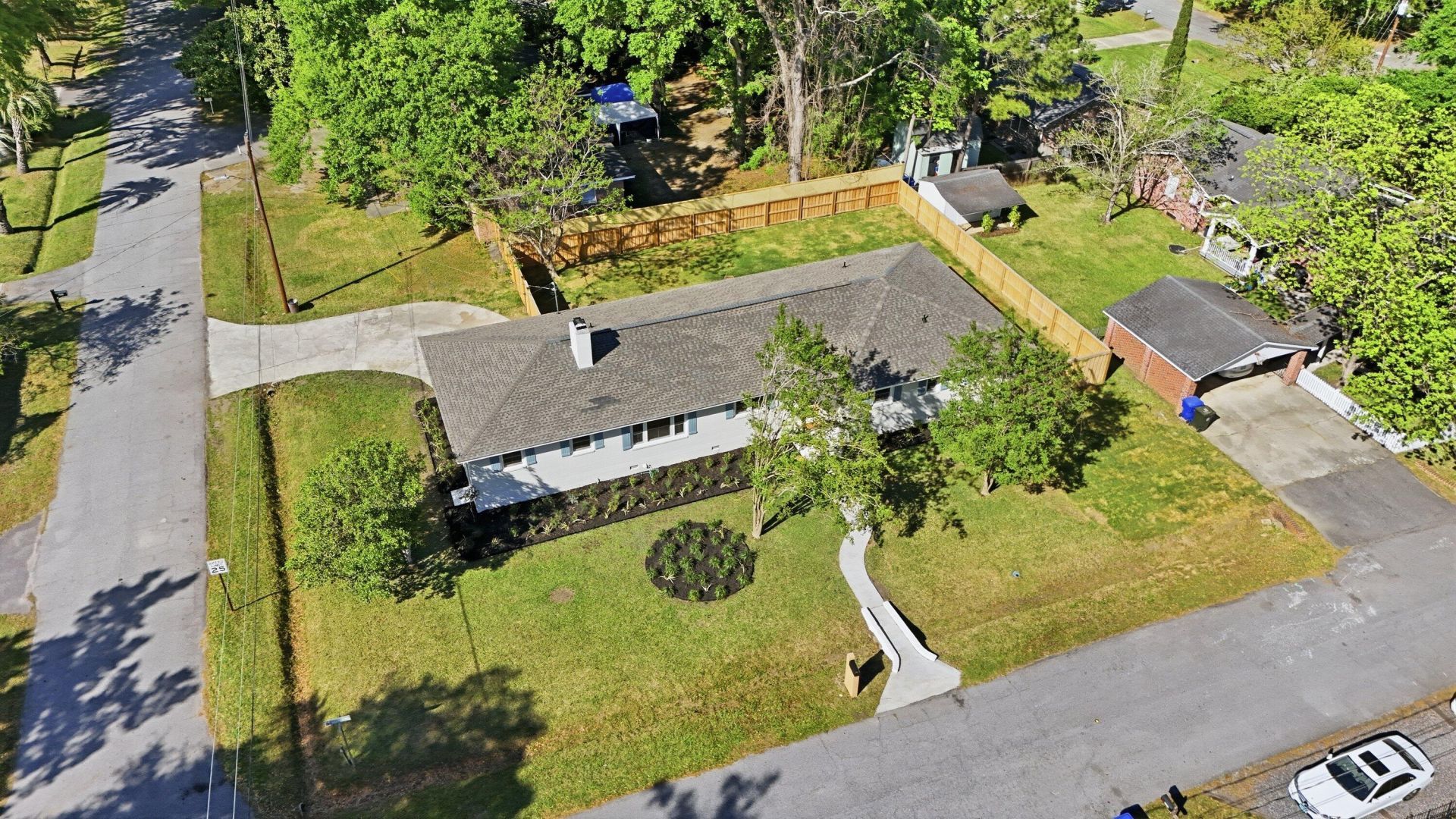 1238 Harrow Street Photo 40