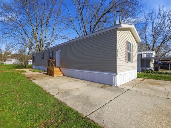 6989 Festival Drive SW, Unit 91, Grand Rapids, MI 49548