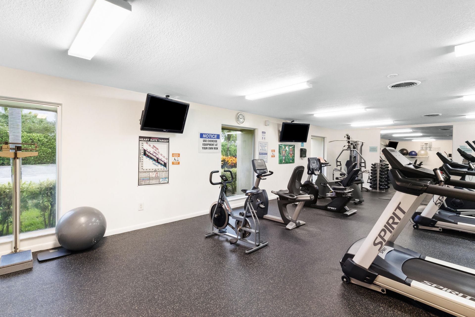 3 Abbey Lane, Unit 102, Delray Beach, FL 33446 Photo