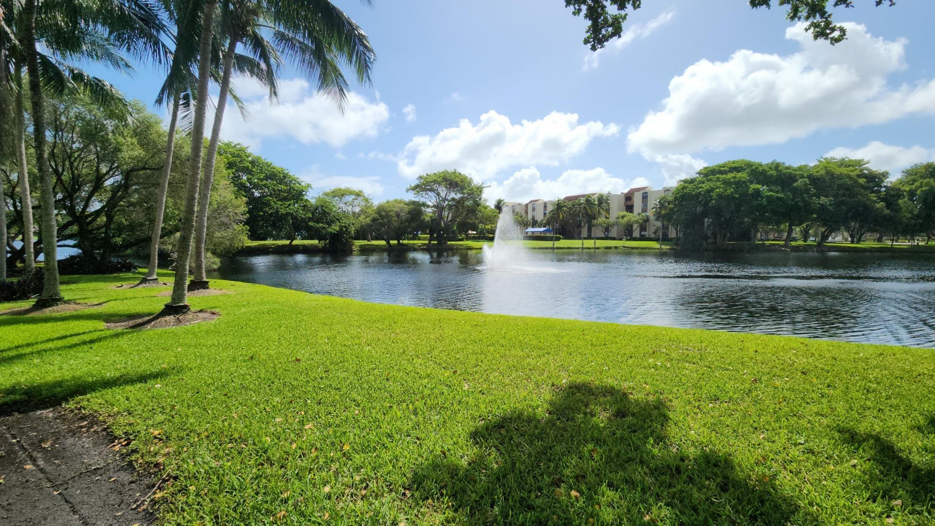 950 Lavers Circle, Delray Beach, FL 33444 Photo