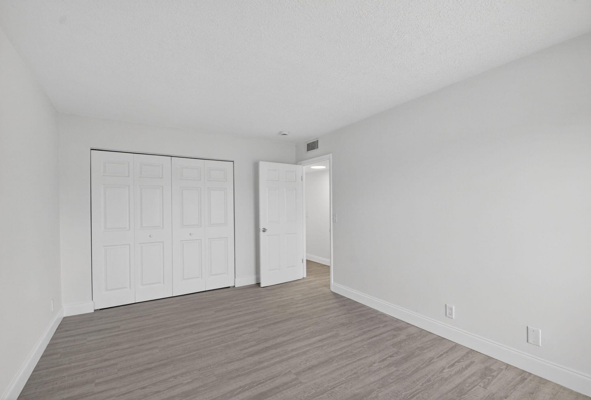 1500 N Congress Avenue, Unit C20, West Palm Beach, FL 33401 Photo