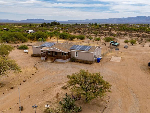 4285 S LA DONNA Lane, Sierra Vista, AZ 85650