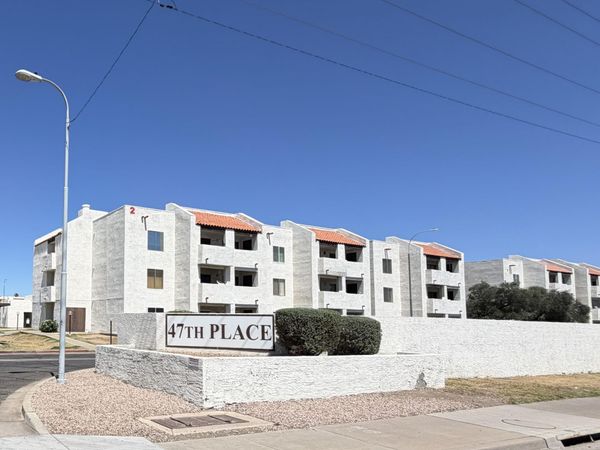 4730 W NORTHERN Avenue, Unit 2107, Glendale, AZ 85301
