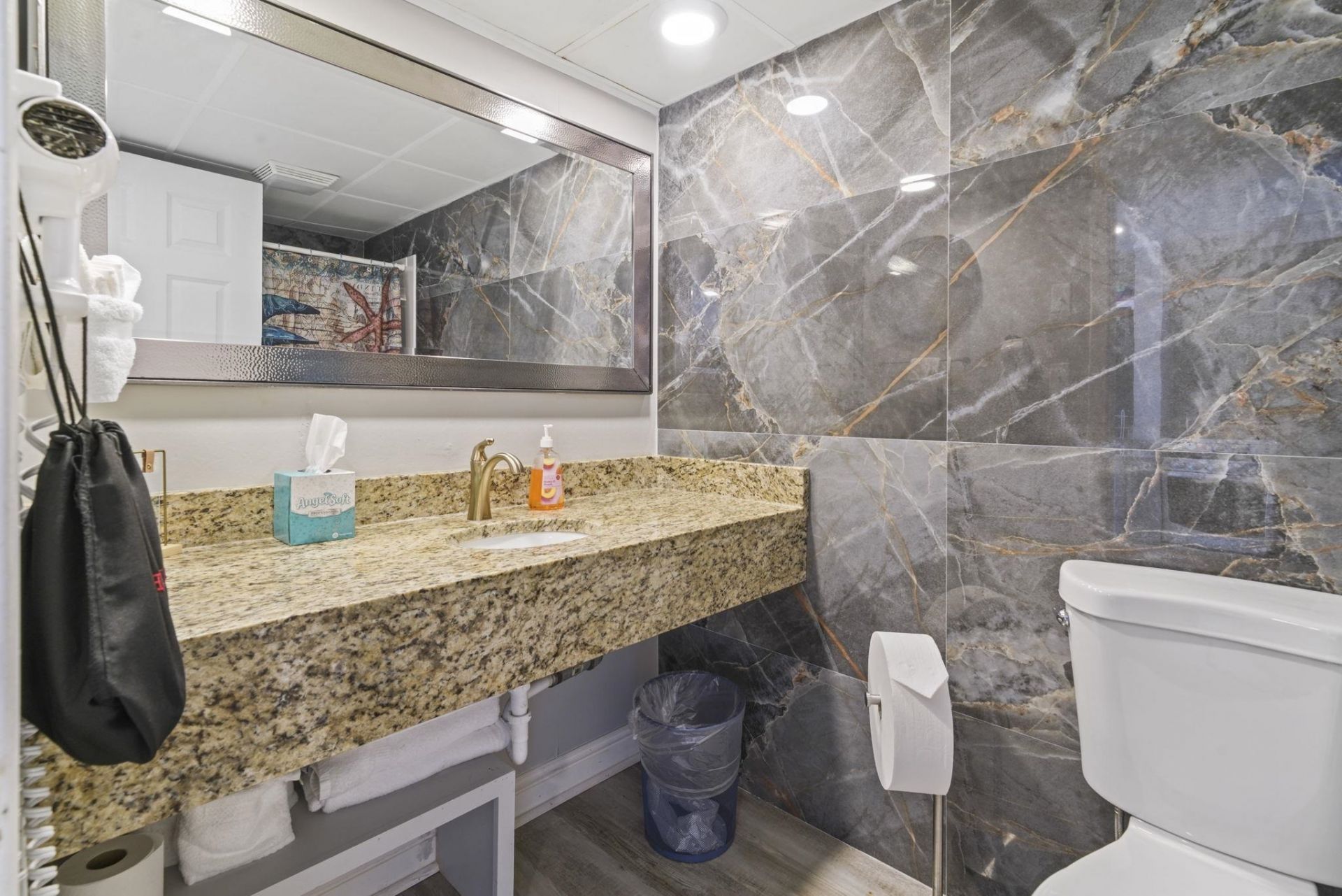 7100 N Ocean Blvd. Photo 9