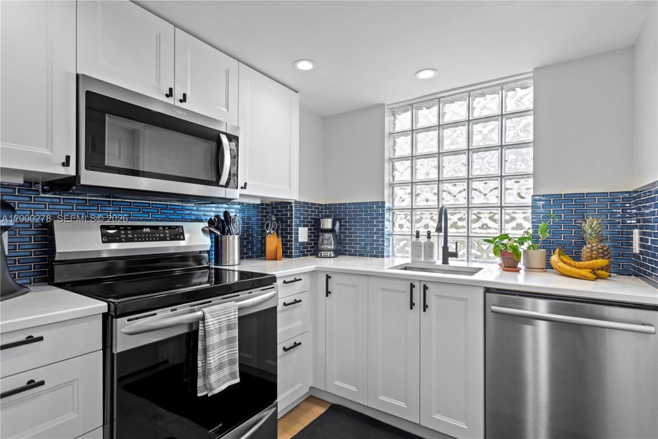 1650 N Coral Way, Unit 701, Miami, FL 33145 Photo