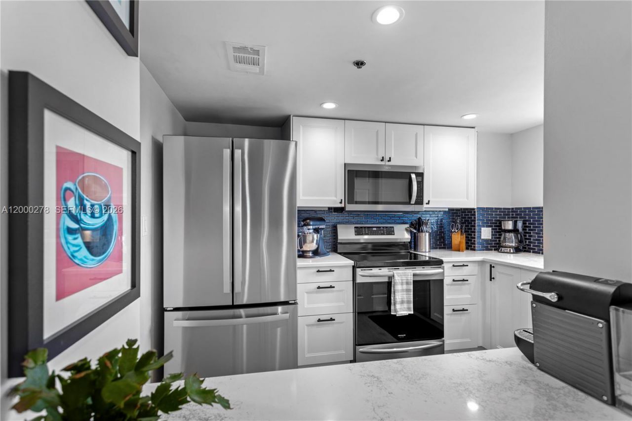 1650 N Coral Way, Unit 701, Miami, FL 33145 Photo