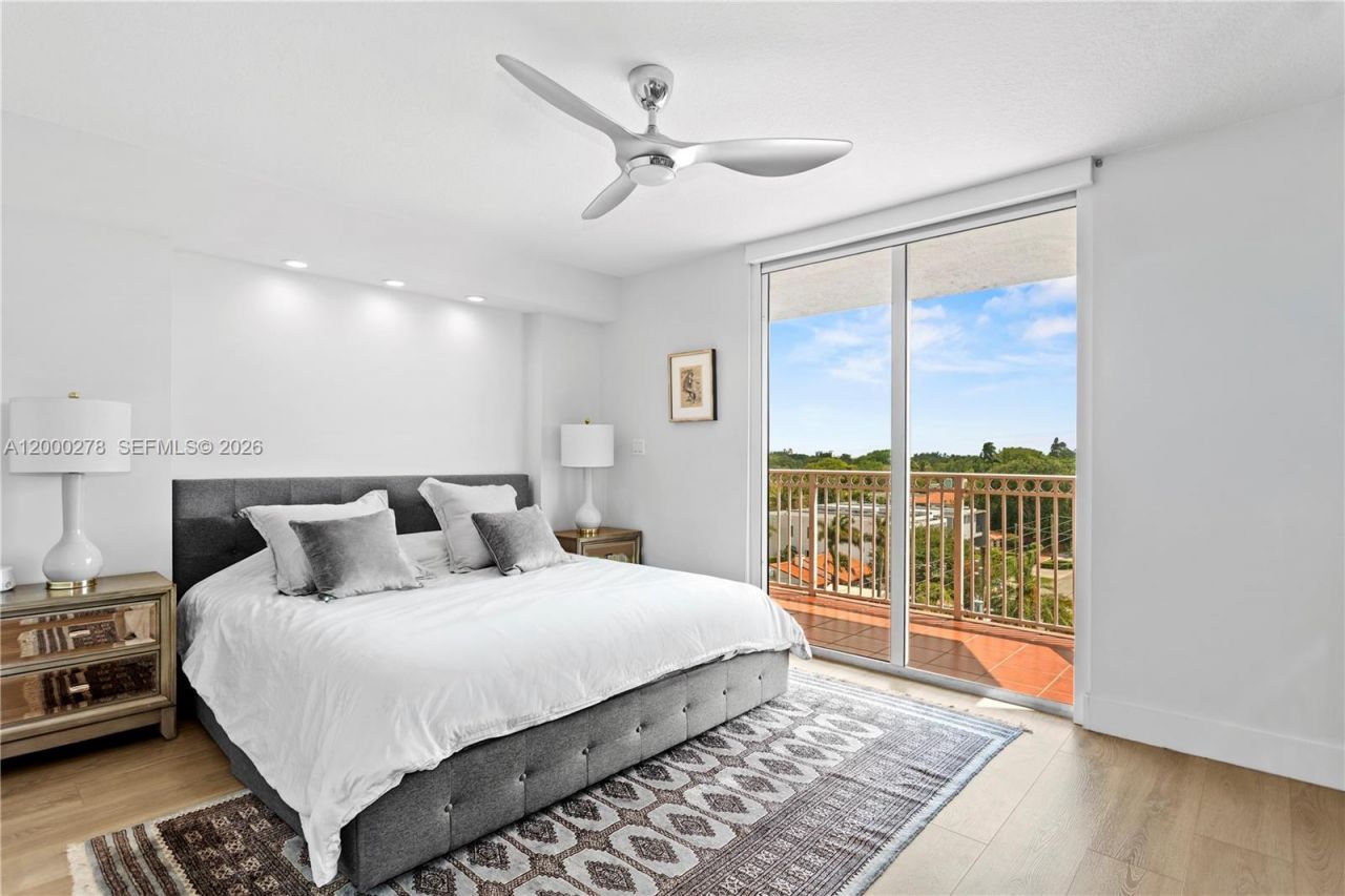 1650 N Coral Way, Unit 701, Miami, FL 33145 Photo