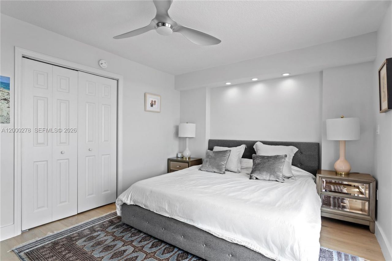 1650 N Coral Way, Unit 701, Miami, FL 33145 Photo