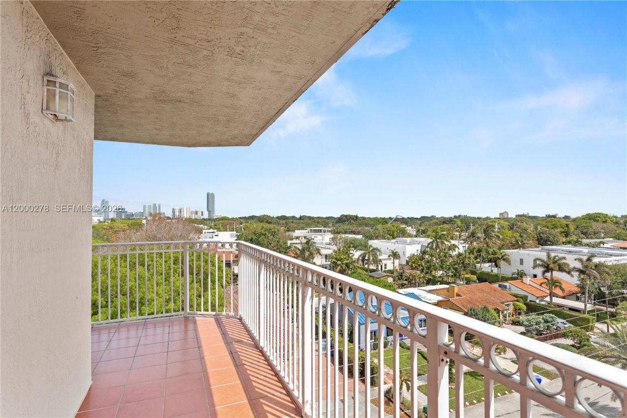 1650 N Coral Way, Unit 701, Miami, FL 33145 Photo