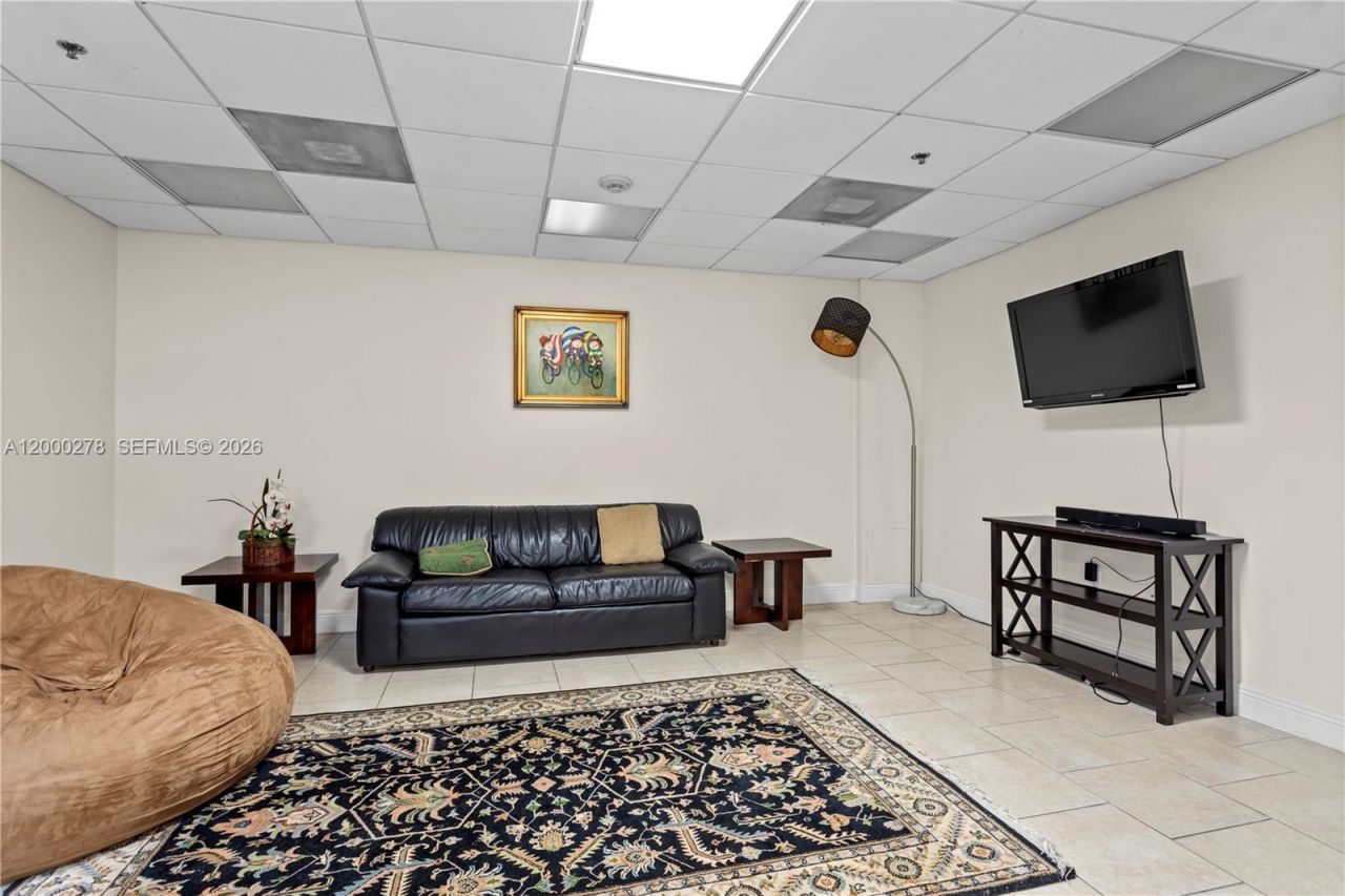 1650 N Coral Way, Unit 701, Miami, FL 33145 Photo
