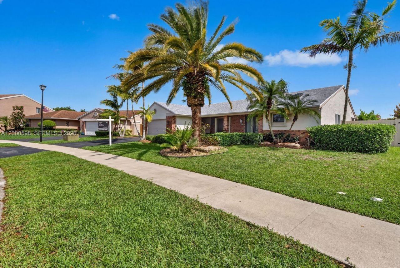 14711 Kirsten Ct, Davie, FL 33325 Photo