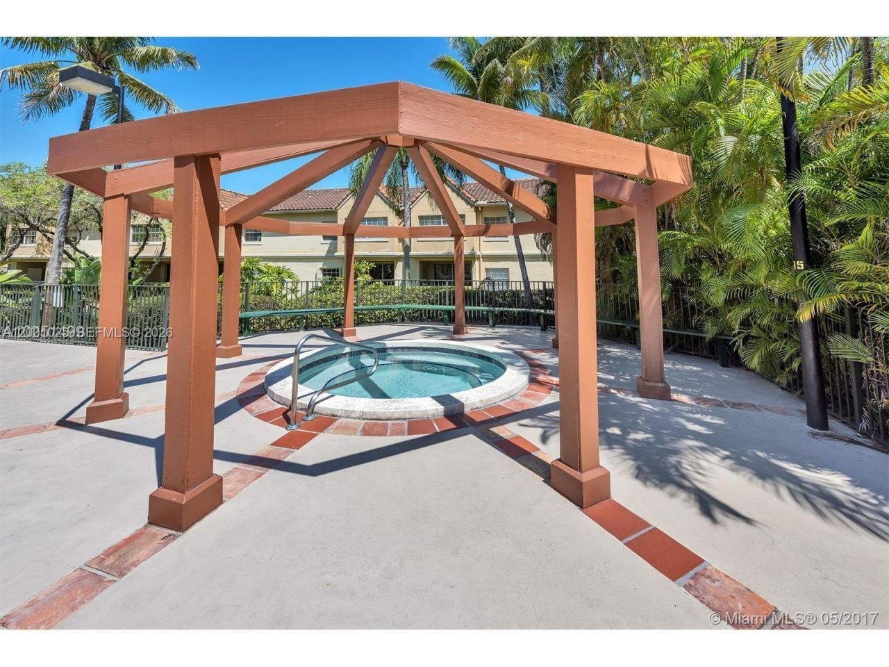 18310 NW 68th Ave, Unit L, Hialeah, FL 33015 Photo