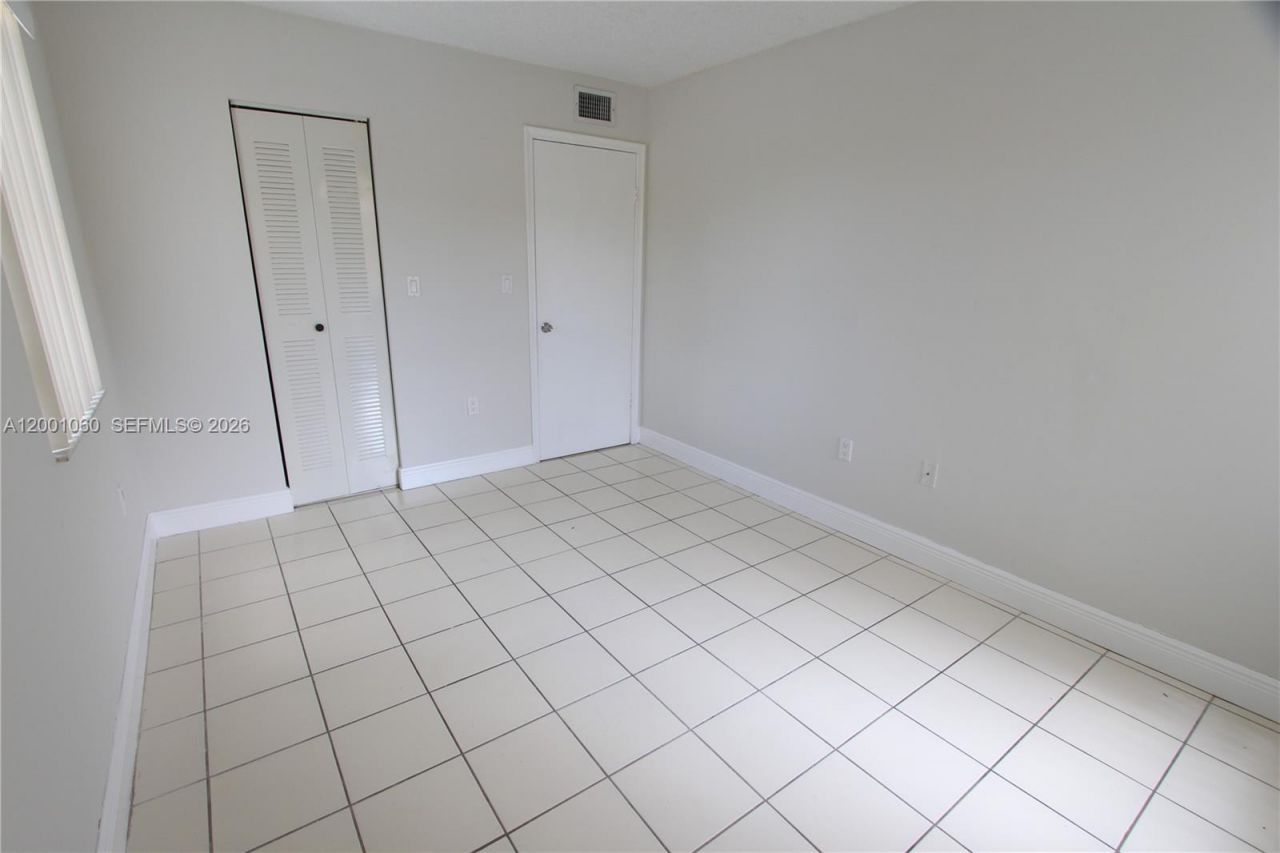 650 NW 114th Ave, Unit 201, Sweetwater, FL 33172 Photo