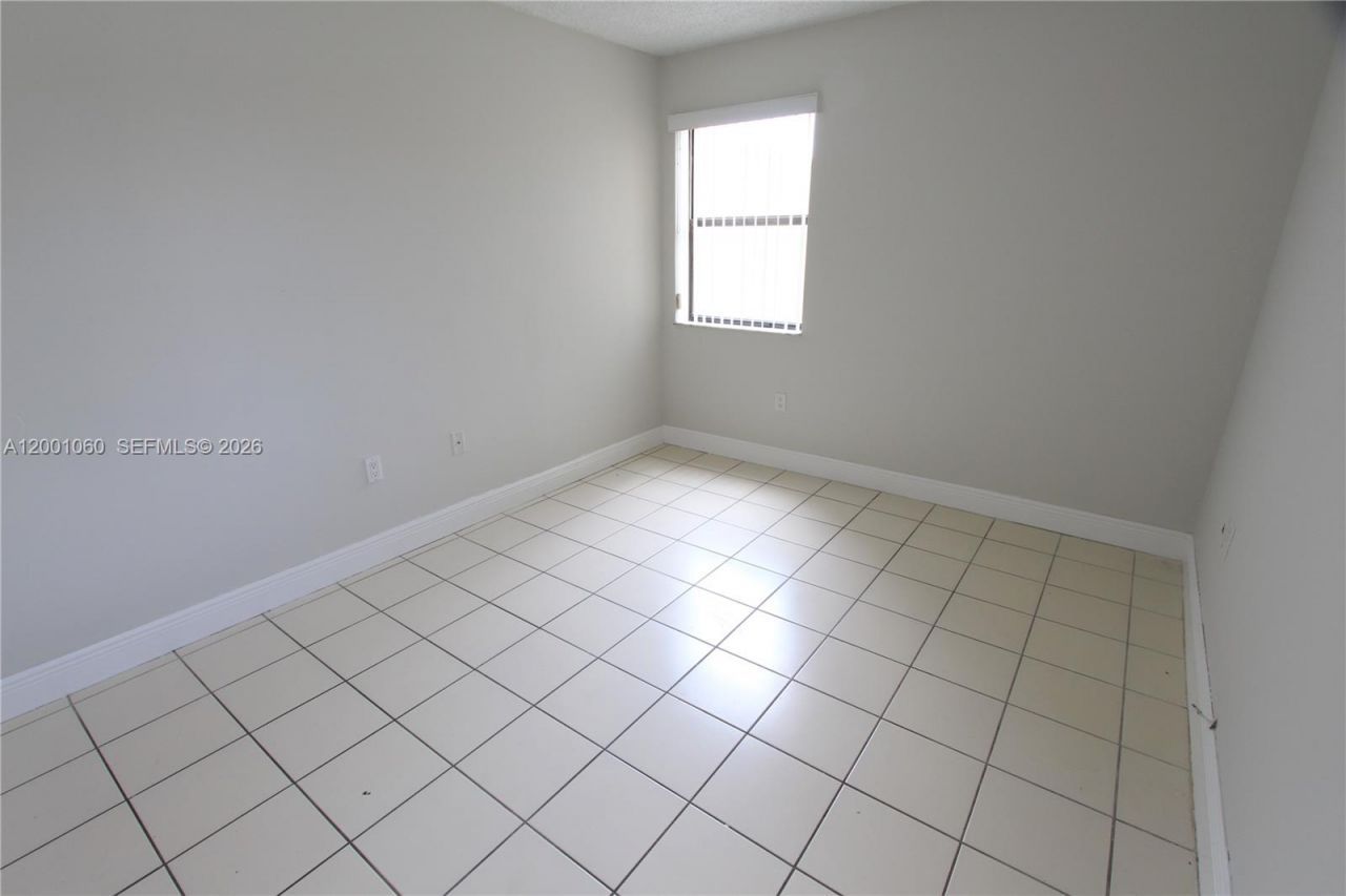 650 NW 114th Ave, Unit 201, Sweetwater, FL 33172 Photo