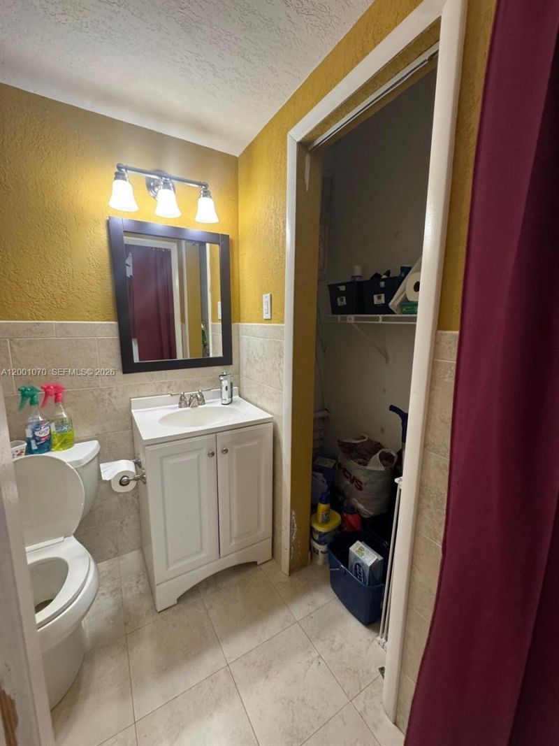 5501 SW 89th Ave, Unit 2, Miami, FL 33165 Photo