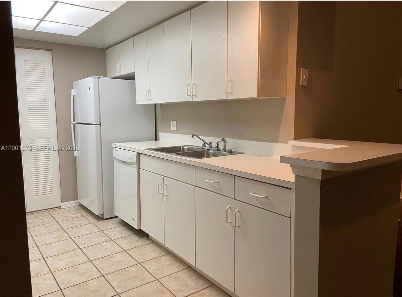 4167 N Haverhill Rd , Unit 1113, West Palm Beach, FL 33417 Photo