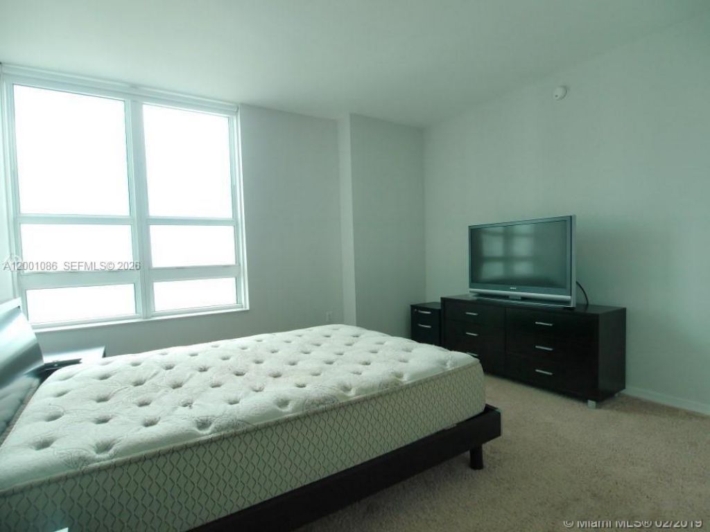 951 Brickell Ave, Unit 2608, Miami, FL 33131 Photo