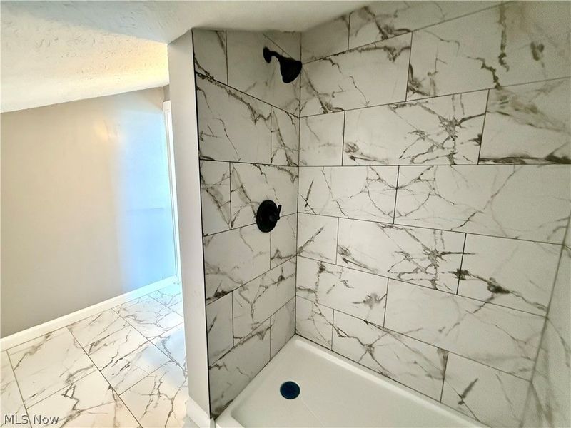 3922 E 120th Street, Cleveland, OH 44105 Photo 16