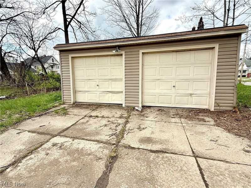 3922 E 120th Street, Cleveland, OH 44105 Photo 17