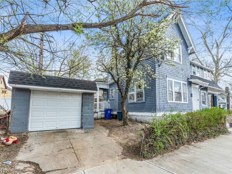 9303 Kempton Avenue, Cleveland, OH 44108 Photo 21