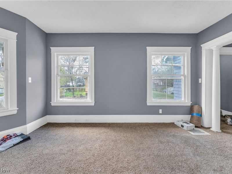 9303 Kempton Avenue, Cleveland, OH 44108 Photo 9