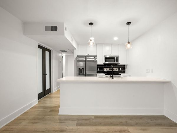 909 Reinli ST, Unit 103, Austin, TX 78751