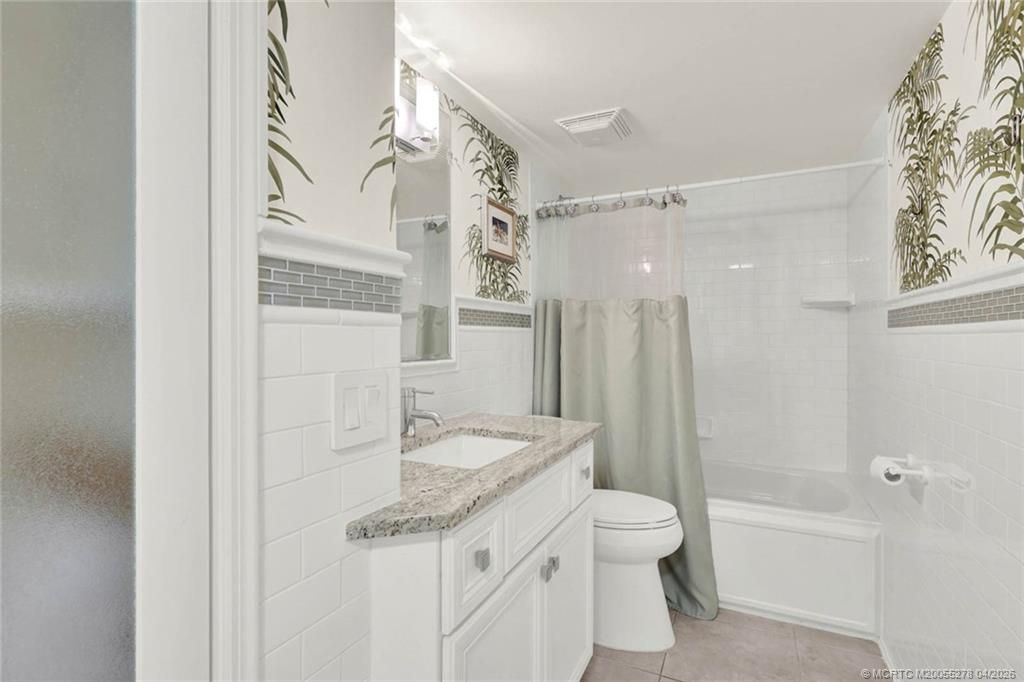 10980 S Ocean Drive, Unit 614, Jensen Beach, FL 34957 Photo