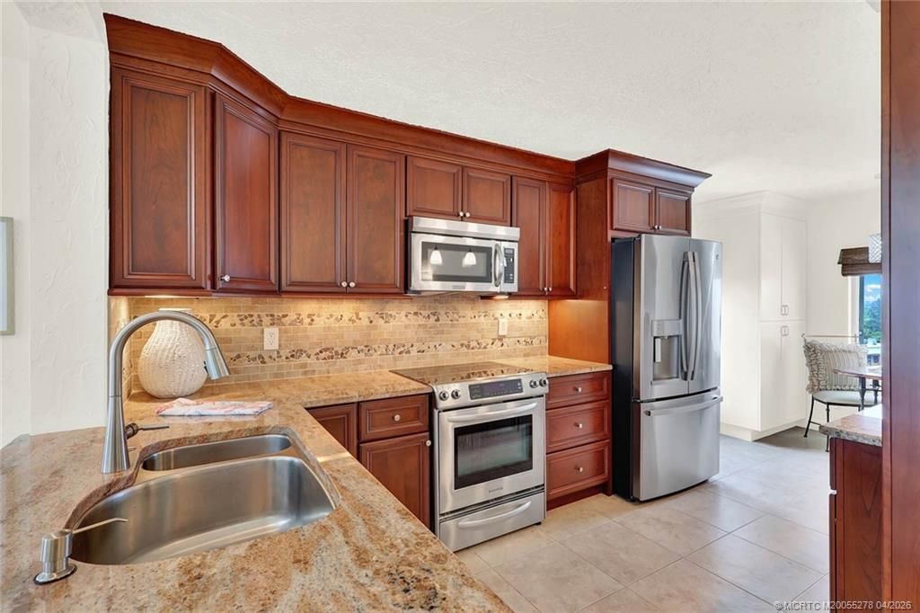 10980 S Ocean Drive, Unit 614, Jensen Beach, FL 34957 Photo