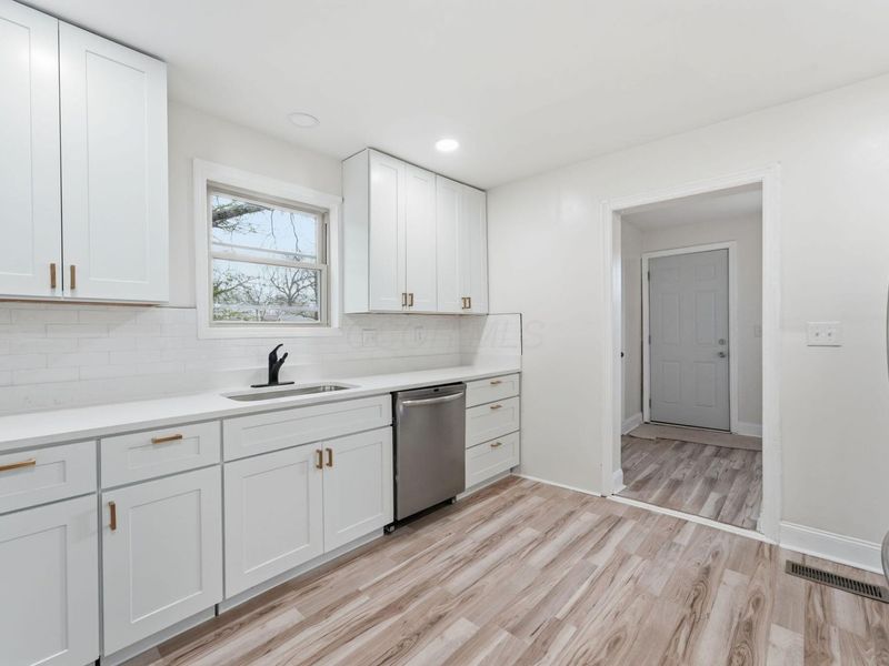 1489 Minnesota Avenue , Columbus, OH 43211 Photo 11