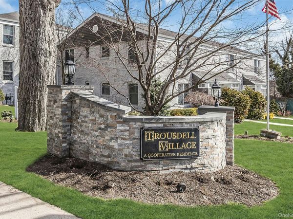 80 Seacliff Avenue, Unit #U, Glen Cove, NY 11542