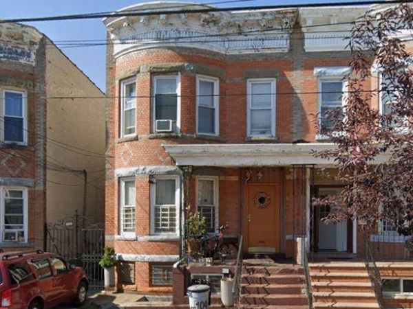 10426 104th Street , Ozone Park, NY 11417