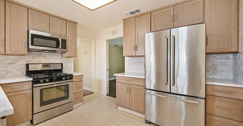 1059 Evelyn Ln, Sacramento, CA 95864 Photo