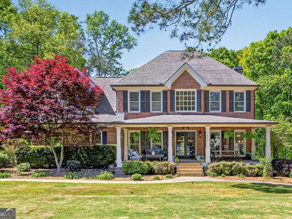 2700 Bay Ridge Drive, Loganville, GA 30052