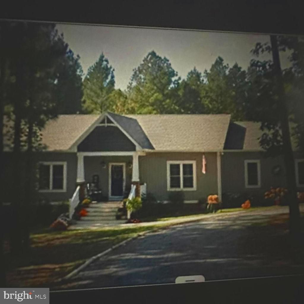 275 Folly Hill Rd , Bumpass, VA 23024 Main Photo