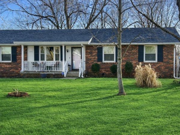 301 Meadow Ln , Portland, TN 37148