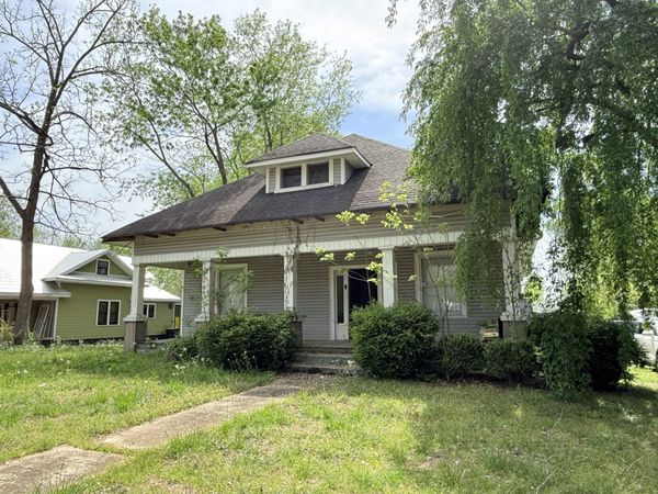 519 N Washington St , Tullahoma, TN 37388