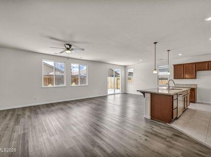 135 Cosser Street, Dayton, NV 89403 Photo