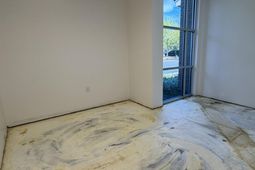 1024 Ewall Street photo 4