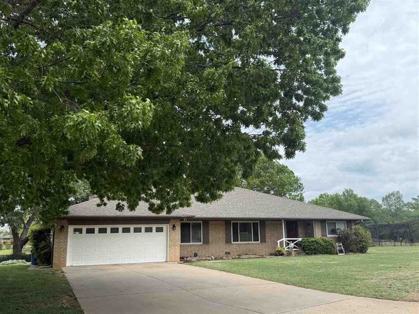 3424 S Willow Park Lane, Stillwater, OK 74074