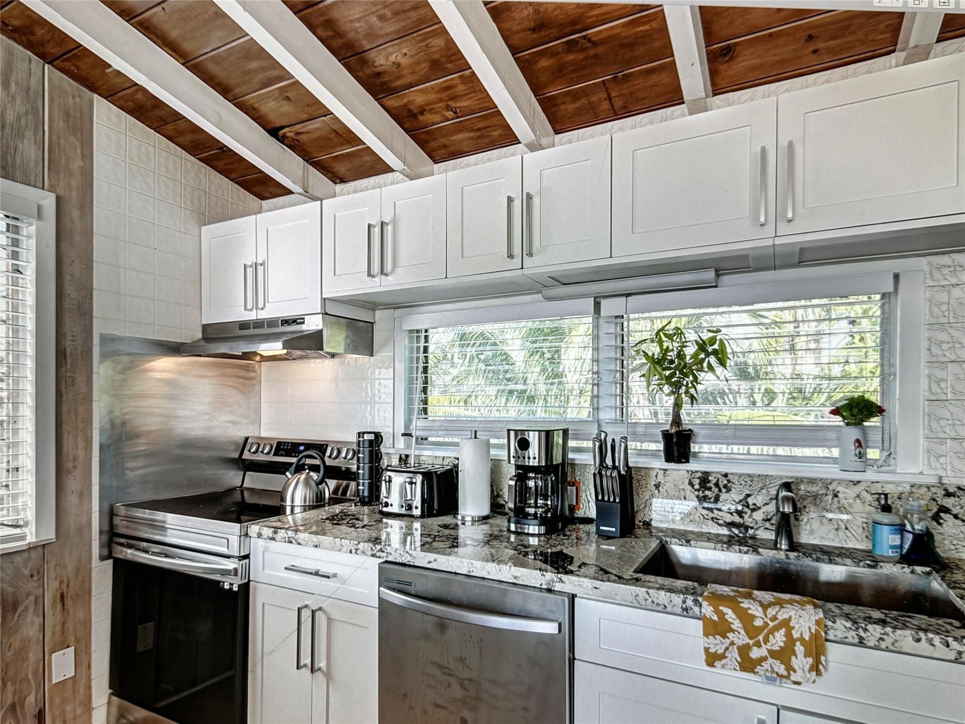 141 Rutland Boulevard, West Palm Beach, FL 33405 Photo