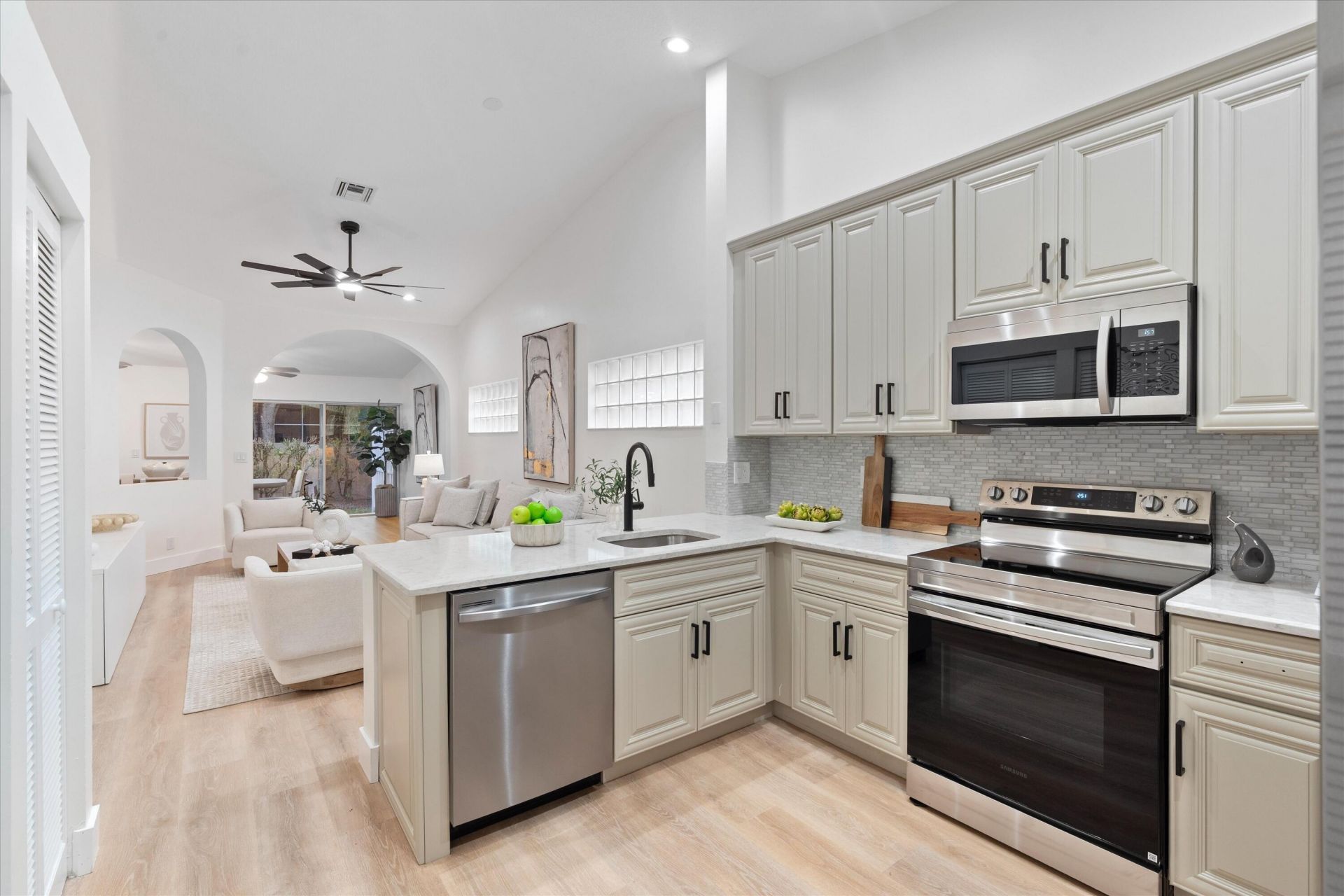 9950 Harbour Lake Circle, Boynton Beach, FL 33437 Photo