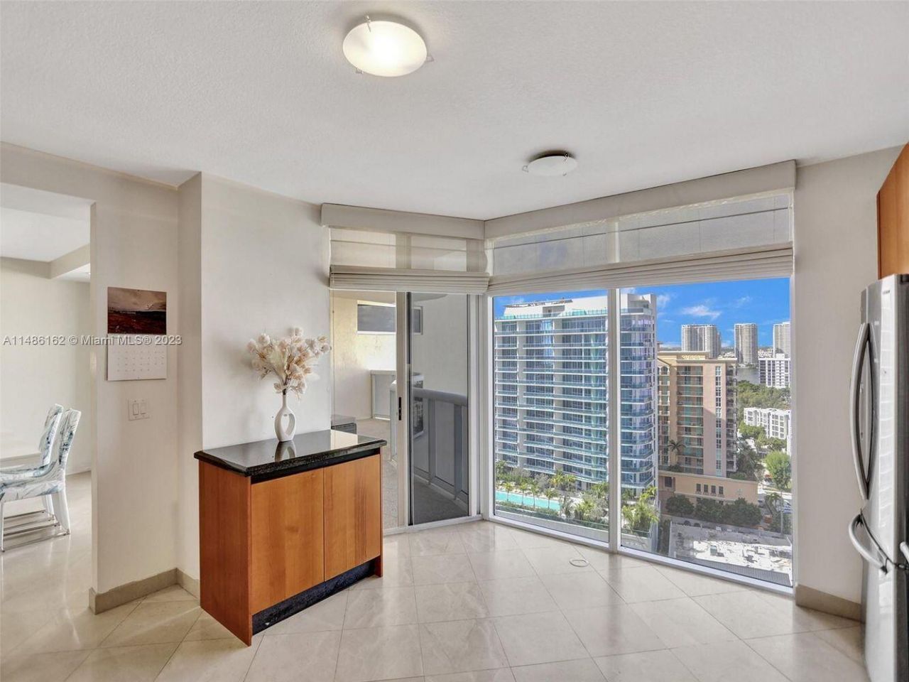 17555 Collins Avenue, Unit 1805, Sunny Isles Beach, FL 33160 Photo