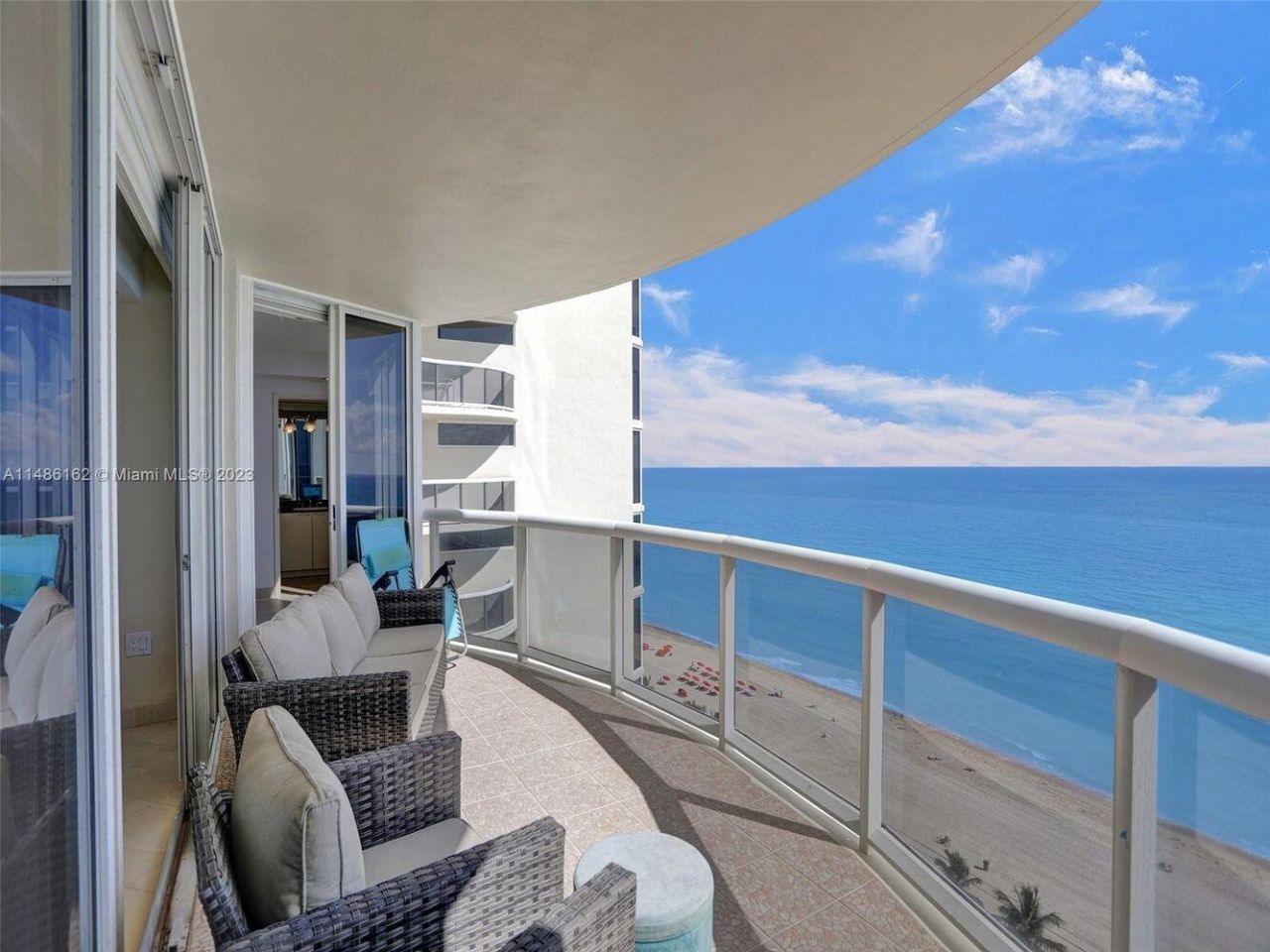17555 Collins Avenue, Unit 1805, Sunny Isles Beach, FL 33160 Photo
