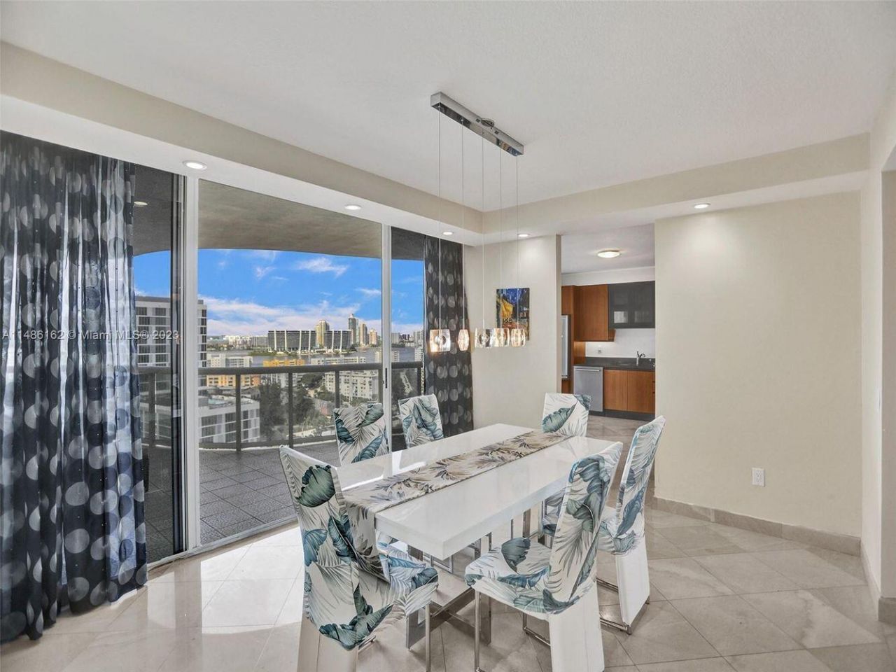 17555 Collins Avenue, Unit 1805, Sunny Isles Beach, FL 33160 Photo