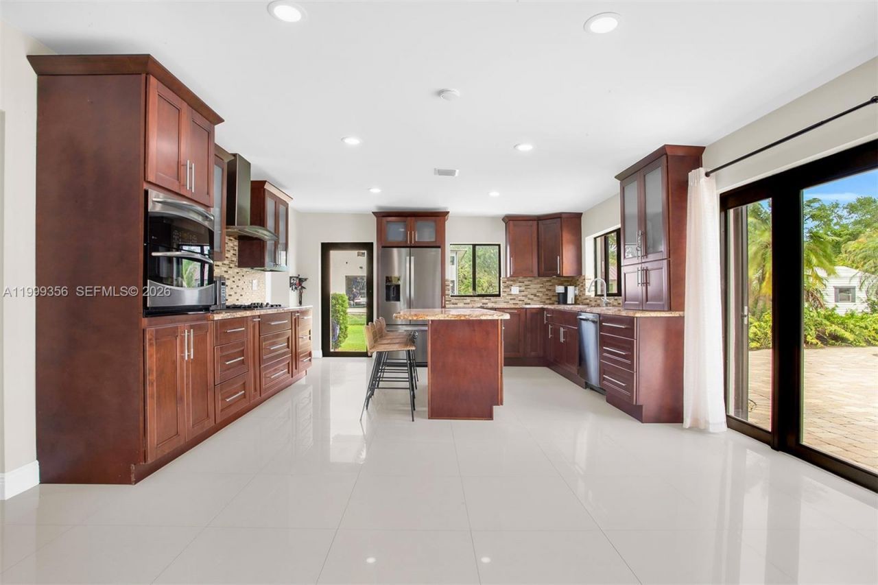 5520 SW 163rd Ave, Southwest Ranches, FL 33331 Photo