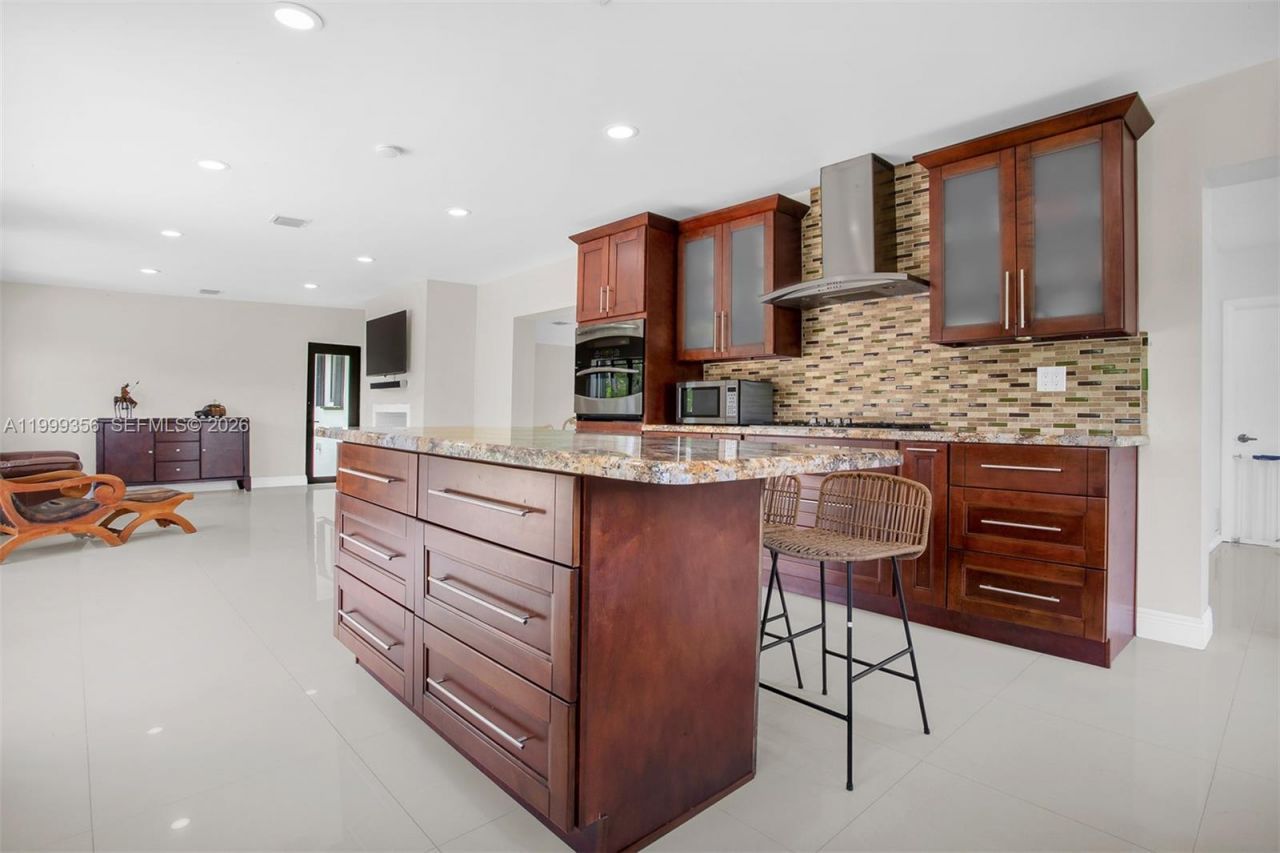 5520 SW 163rd Ave, Southwest Ranches, FL 33331 Photo