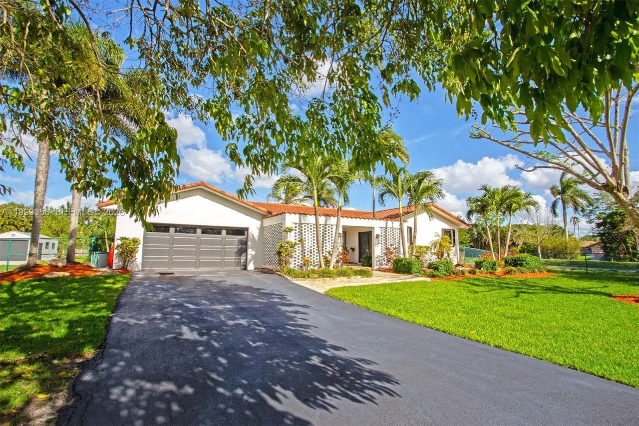 5520 SW 163rd Ave, Southwest Ranches, FL 33331 Photo